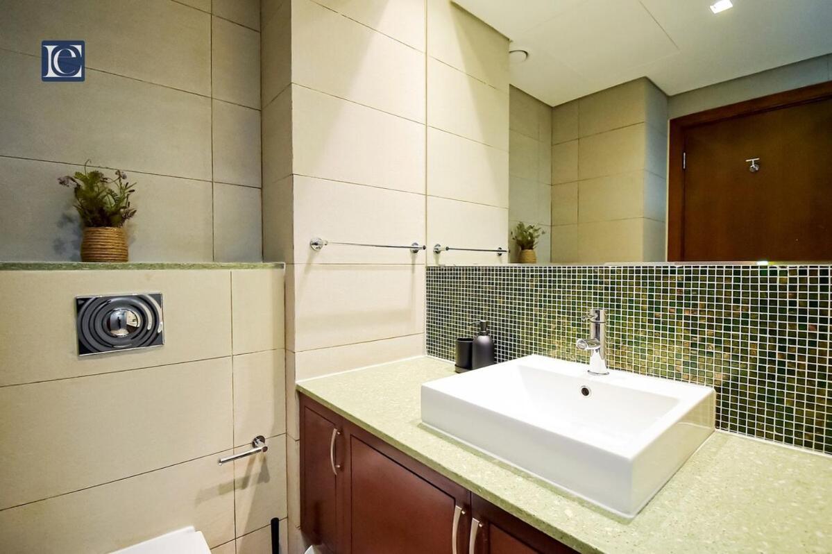 Appartement Exclusive 2br Marina 4, The Palm *