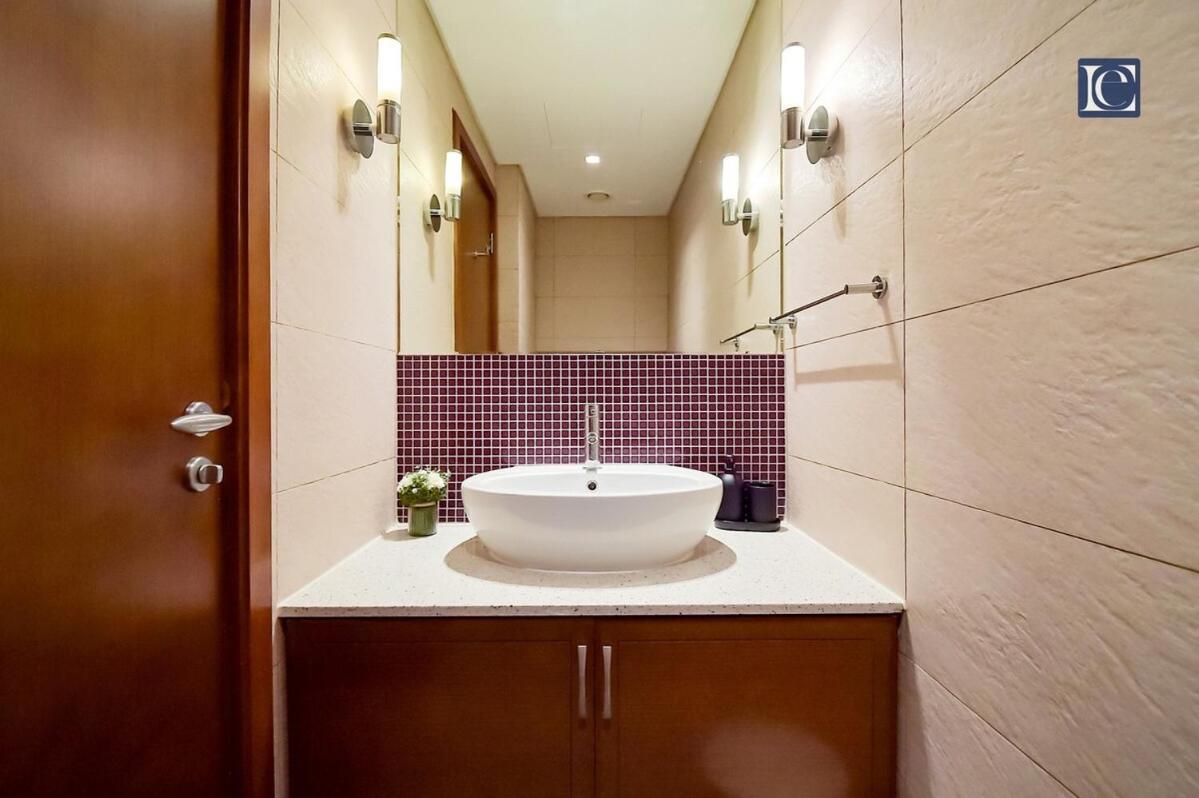 Appartement Exclusive 2br Marina 4, The Palm *